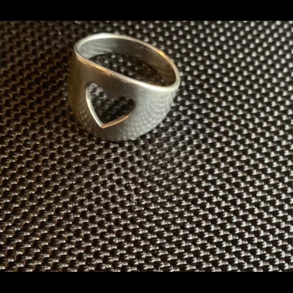 SOLD James Avery ring - Picture 3 of 3